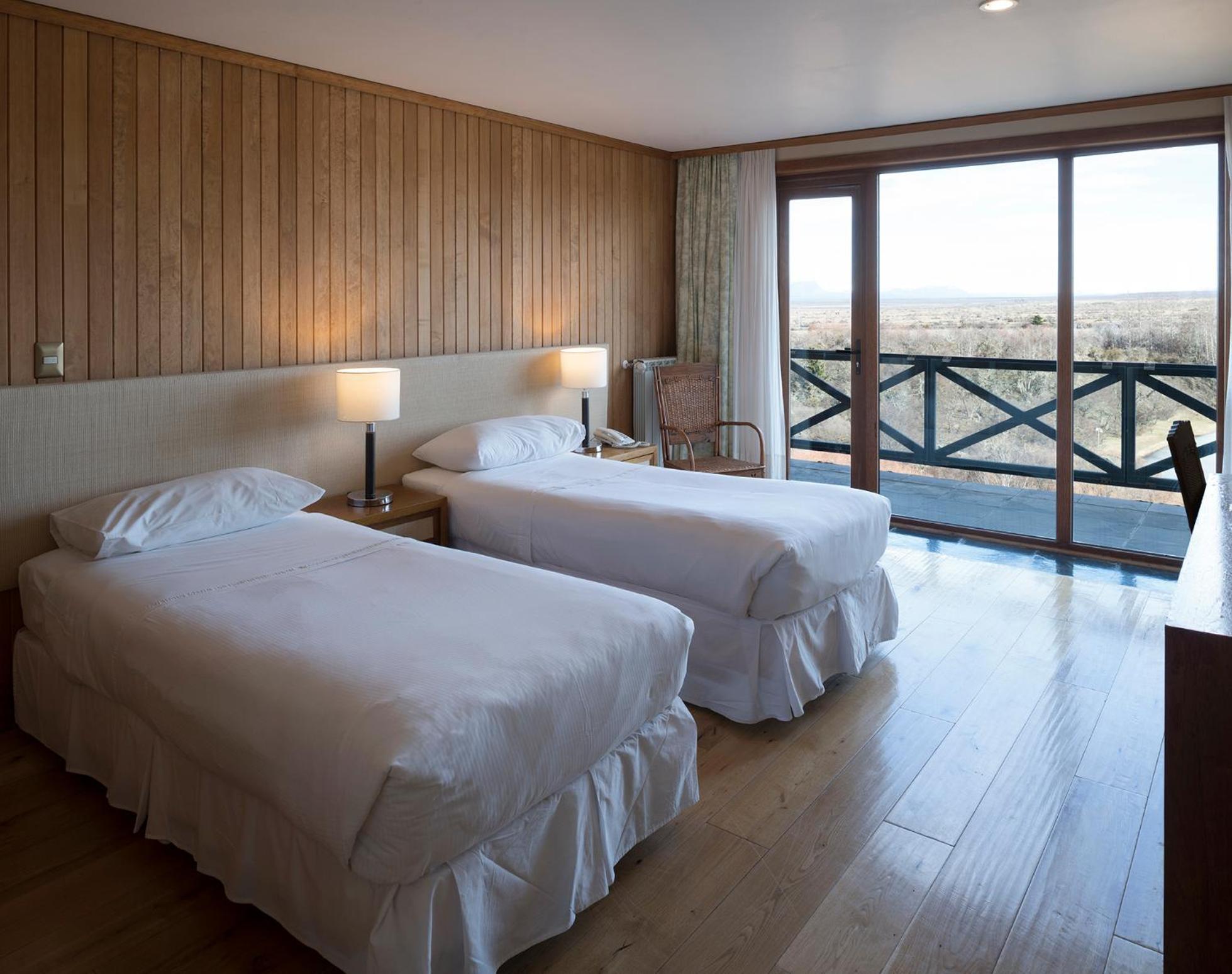 Hotel Y Cabanas Llanuras De Diana - Caja Los Andes Puerto Natales Dış mekan fotoğraf